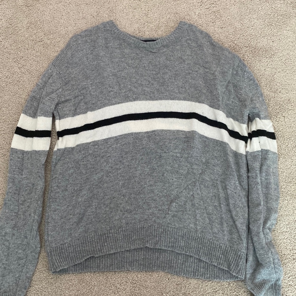 Brandy Melville sweater